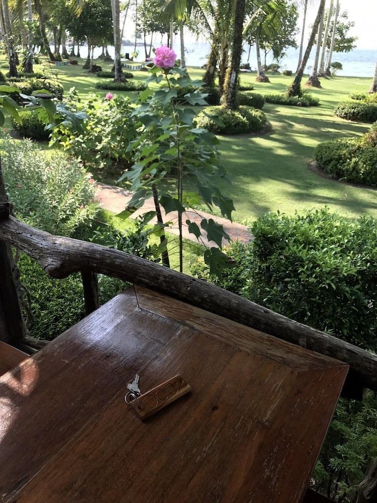 Ko Kut Dusita Koh Kood Resort מראה חיצוני תמונה